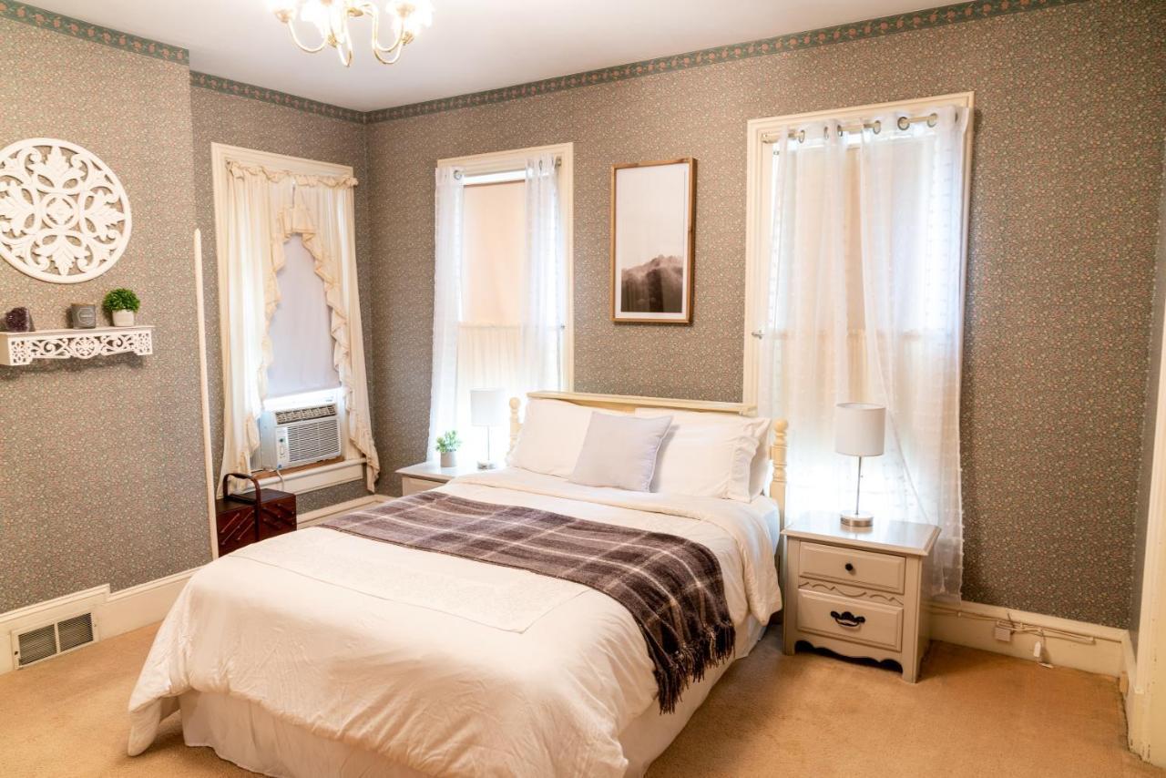 Вилла Charming Executive Victorian Mansion W/ Free Parking - Near Bucknell Milton Экстерьер фото